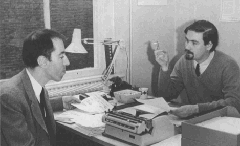 Johan Polak en Rob van Gennep in het kantoor van uitgeversmaatschappij Polak &amp; Van Gennep, april 1967